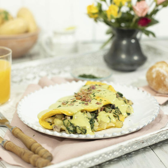 Omelette de Papas con Champiñones, Queso y Espinacas